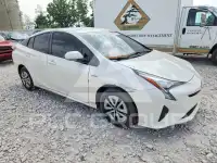 2016 Toyota PRIUS фото