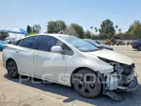 2016 Toyota PRIUS фото