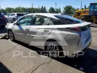 2016 Toyota PRIUS photo