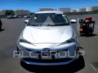 2016 Toyota PRIUS фото