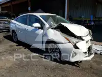 2016 Toyota PRIUS photo