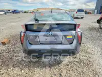 2016 Toyota PRIUS фото