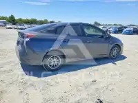 2016 Toyota PRIUS photo