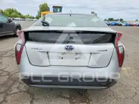 2016 Toyota PRIUS фото