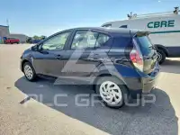 2016 Toyota PRIUS фото