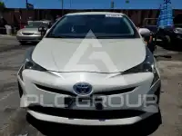 2016 Toyota PRIUS фото