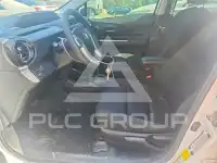 2016 Toyota PRIUS фото