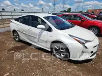 2016 Toyota PRIUS photo