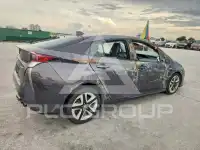 2016 Toyota PRIUS фото