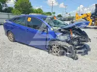 2016 Toyota PRIUS фото