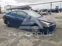 2016 Toyota PRIUS фото