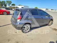 2016 Toyota PRIUS фото