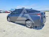 2016 Toyota PRIUS photo