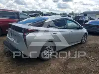2016 Toyota PRIUS фото