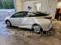 2016 Toyota PRIUS фото