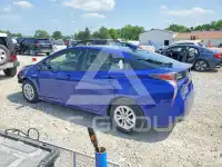 2016 Toyota PRIUS фото