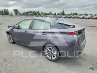 2016 Toyota PRIUS фото