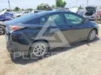 2016 Toyota PRIUS photo