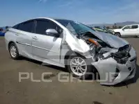 2016 Toyota PRIUS фото
