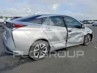 2016 Toyota PRIUS фото