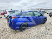 2016 Toyota PRIUS photo