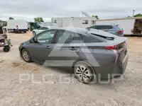 2016 Toyota PRIUS фото