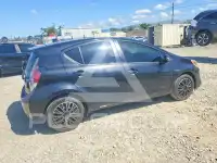 2016 Toyota PRIUS photo