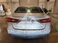 2016 Toyota AVALON photo
