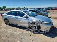 2016 Toyota AVALON photo