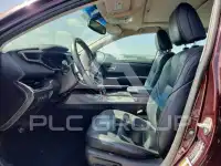 2016 Toyota AVALON photo