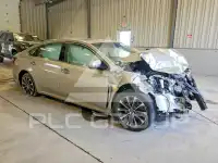 2016 Toyota AVALON photo