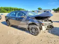 2016 Toyota AVALON photo