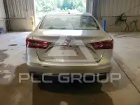 2016 Toyota AVALON photo