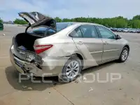2016 Toyota CAMRY фото