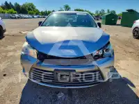 2016 Toyota CAMRY фото