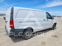 2016 Mercedes Benz METRIS photo