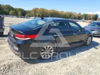 2016 KIA Optima photo