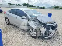 2016 KIA Forte photo