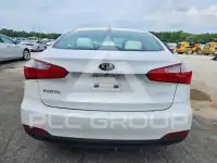 2016 KIA Forte photo