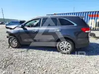 2016 KIA Sorento photo