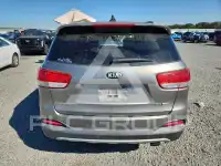 2016 KIA Sorento photo