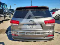 2016 KIA Sorento photo