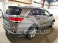 2016 KIA Sorento photo