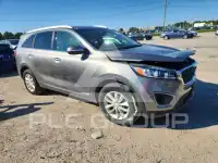 2016 KIA Sorento photo