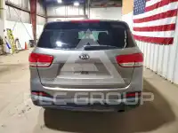 2016 KIA Sorento photo