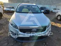 2016 KIA Sorento photo