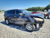 2016 KIA Sorento photo