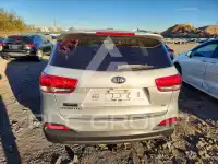 2016 KIA Sorento photo