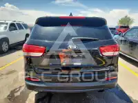 2016 KIA Sorento photo