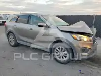 2016 KIA Sorento photo